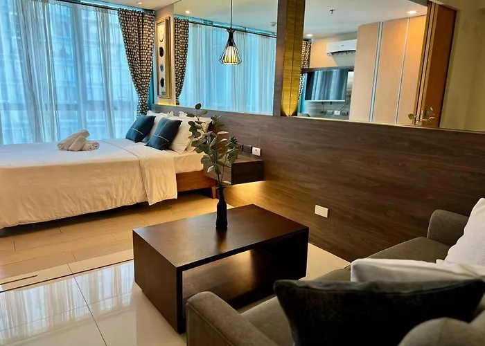 Apartment Comfy 1br At Uptown Bgc *