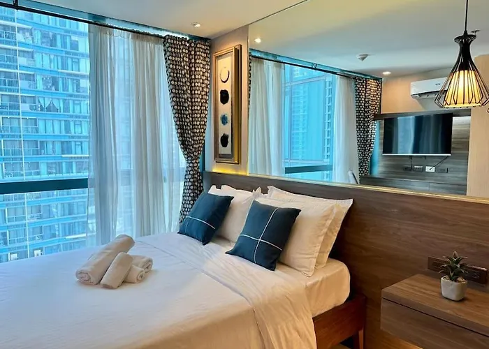 Apartment Comfy 1br At Uptown Bgc Manila