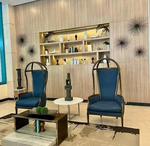Apartment Comfy 1br At Uptown Bgc