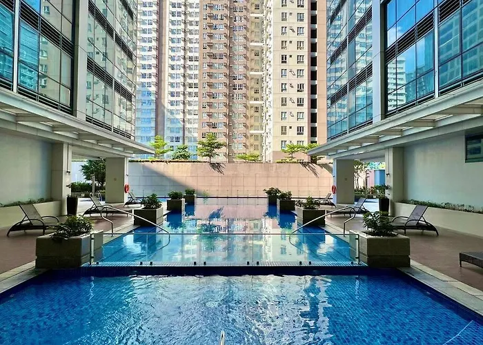Apartment Comfy 1br At Uptown Bgc *