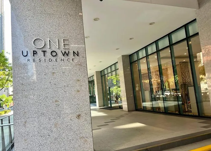 Comfy 1br At Uptown Bgc